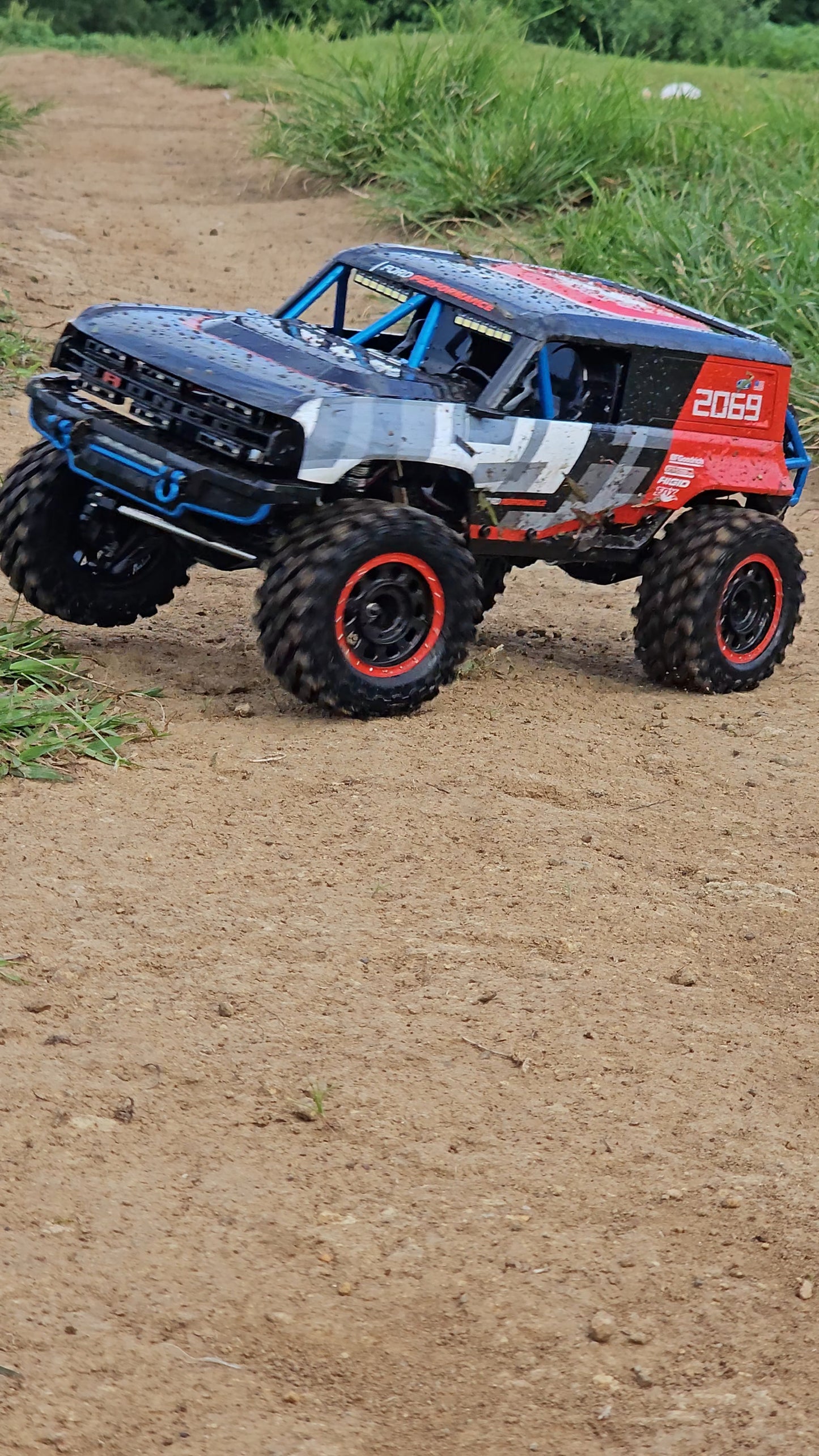 MJX H12P Ford Bronco Baja 1000